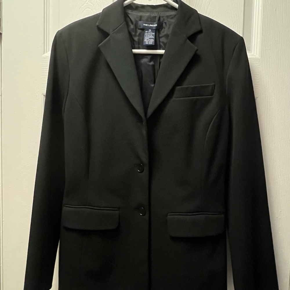 The Limited - Women’s 3-Button Black Blazer, Size XS.